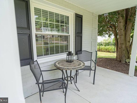 4th image of 126 Red Rambler Dr