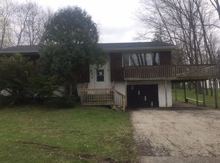 312 2nd St, Fox Lake, WI 53933