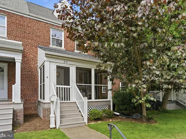 29 N Bedford St, Arlington, VA 22201