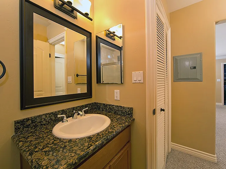 1450 Iris Ave — Photo 11