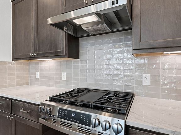 4th image of 2334 Garden Arbor Ln