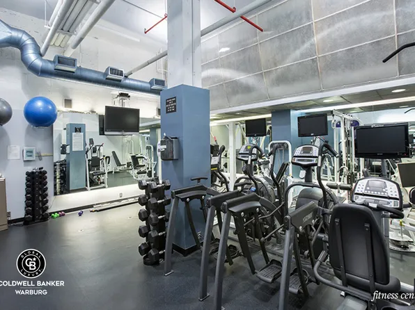 190 East 72nd Street image 17 of 18