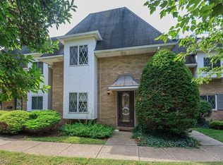 8228 Deepwood Blvd UNIT 9, Mentor, OH 44060