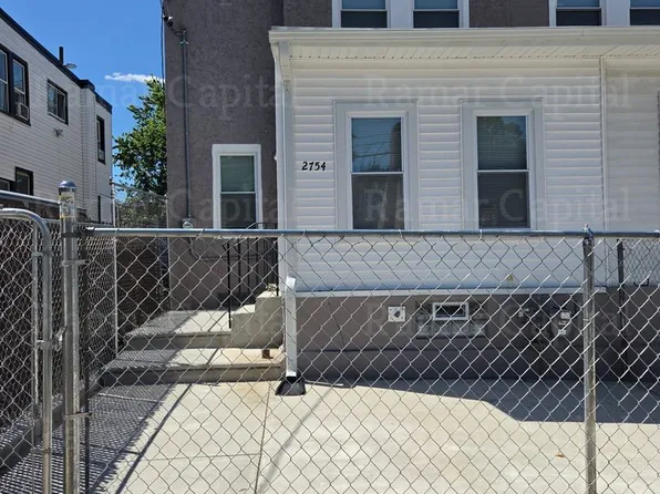 2754 Mickle St, Camden, NJ 08105