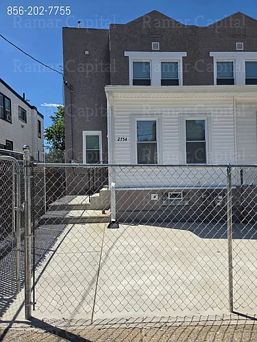 2754 Mickle St Photo 1