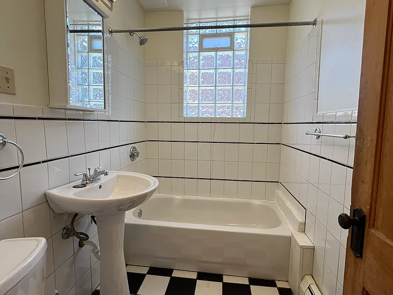 3757 Harriet Ave #8 — Photo 13