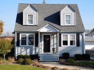 4019 N Lincoln St, Westmont, IL 60559