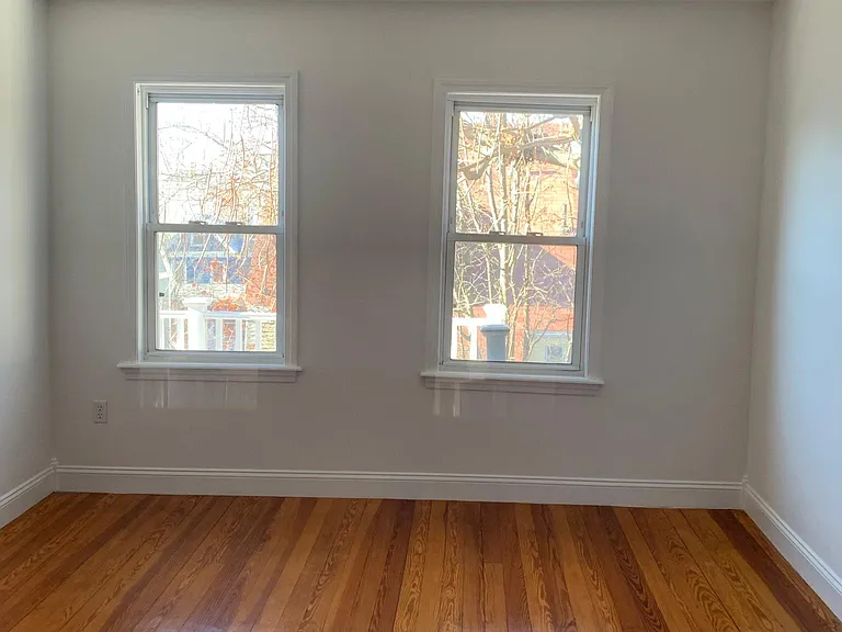 18 Pearson Ave #3 — Photo 5