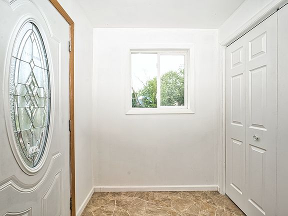 2nd image of 26578 W Spruce St