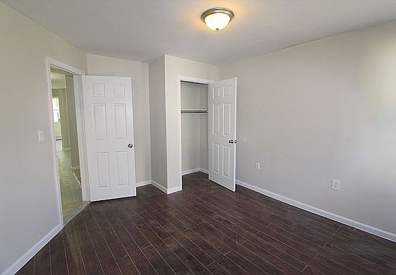 5th image of 223 16th St #2