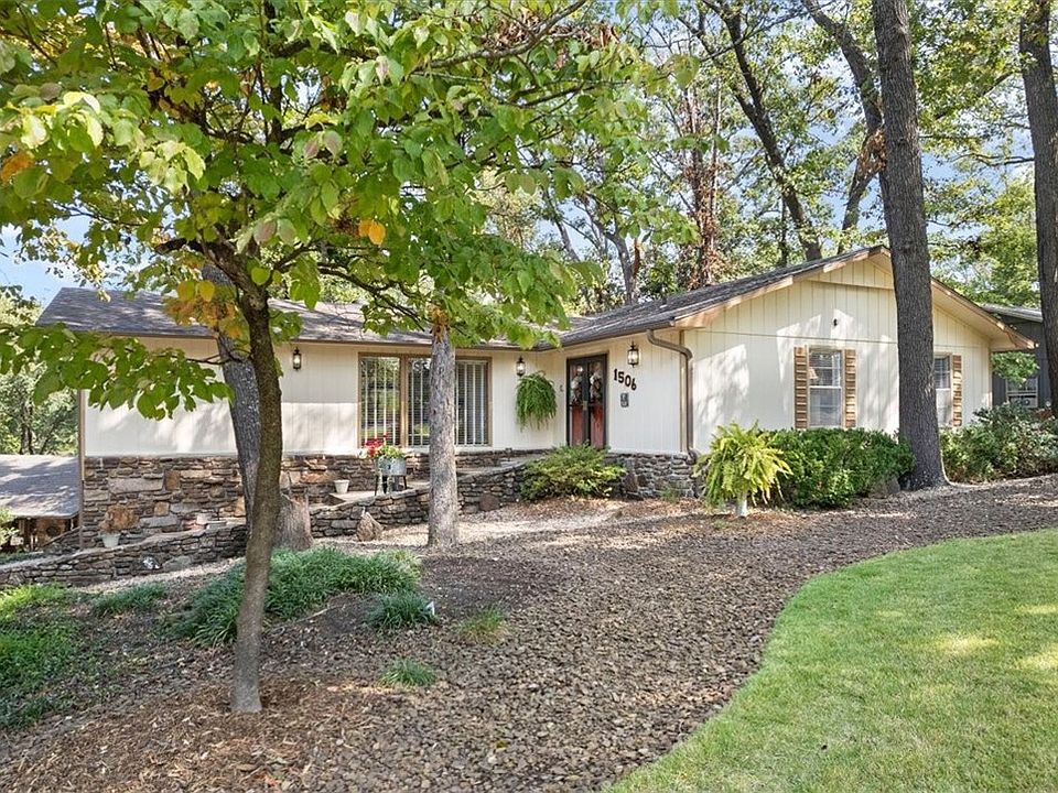 1st image of 1506 Dogwood Dr