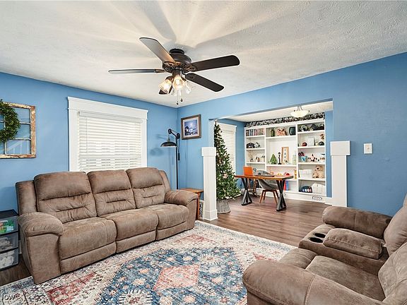 5th image of 1840 6th St