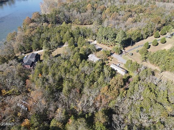 5th image of 3531 Curtis Rd