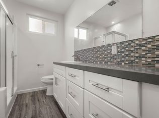 3839 Los Feliz Blvd #207D, Los Angeles, CA 90027