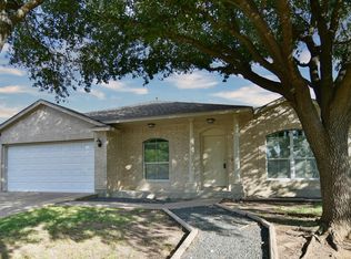 3305 Stonewall Dr, Round Rock, TX 78681