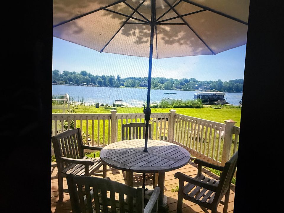 Views from on of the decks.