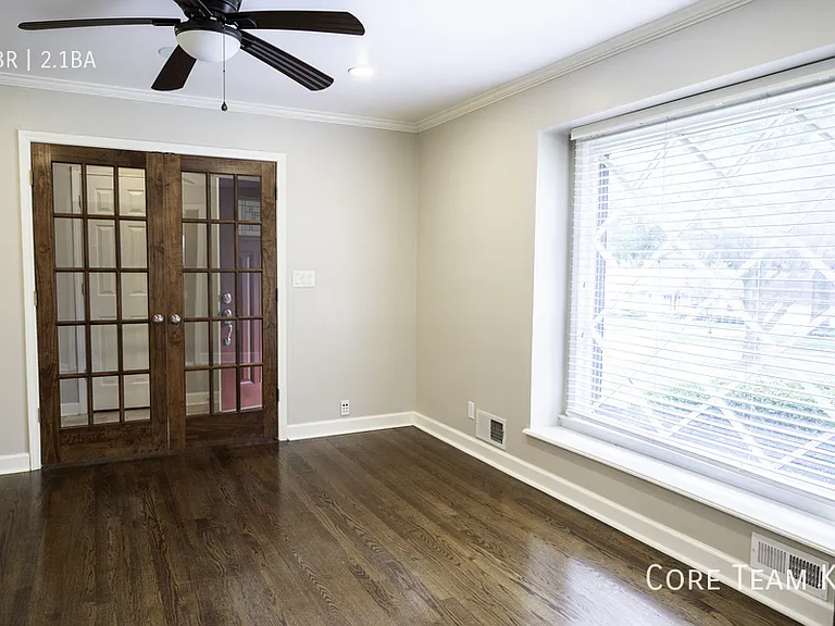 2308 W 104th St — Photo 11