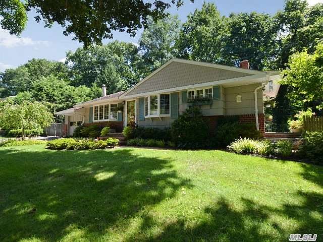 1st image of 30 Gristmill Ln