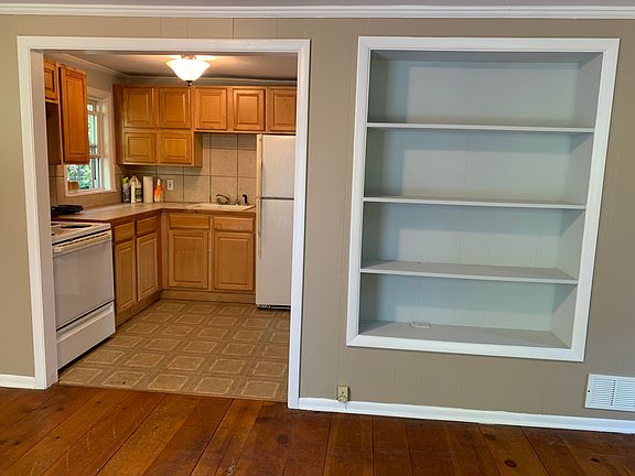 2nd image of 736 Old Hickory Blvd