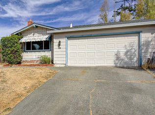 200 Cardinal Ln, Vallejo, CA 94589