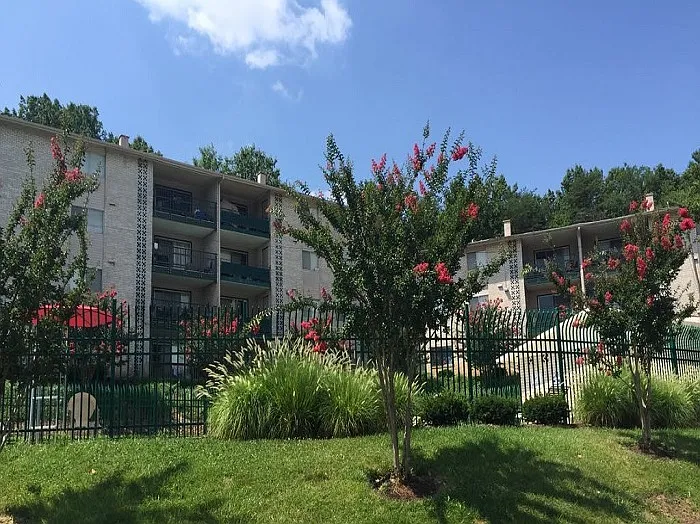 Calvert Hall Apartments — Photo 11