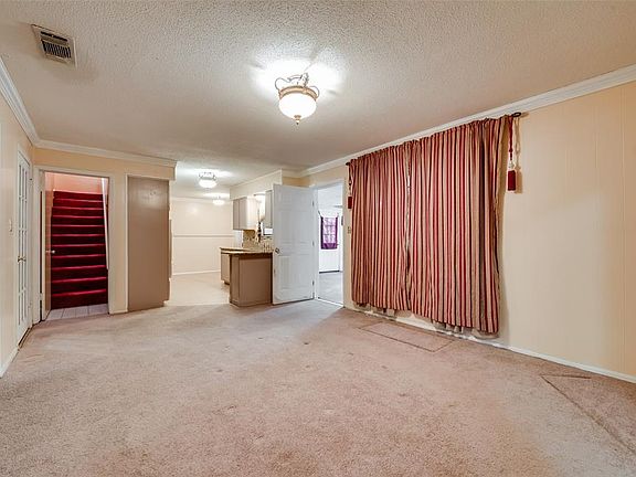 4th image of 3849 Oak Haven Dr