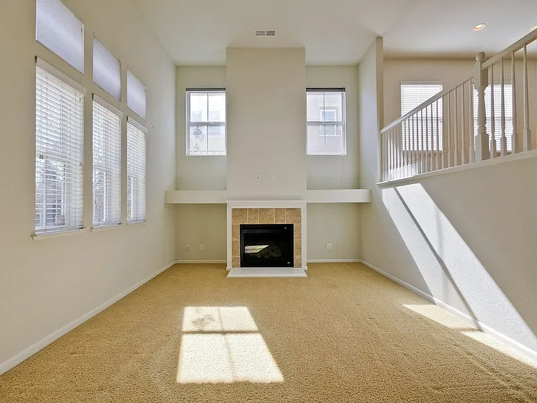 562 Saco Ter — Photo 15