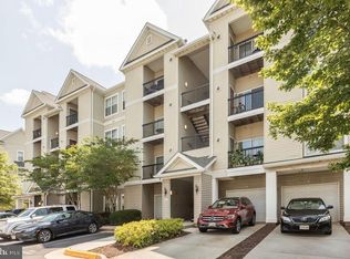 5123 Travis Edward Way #5123B, Centreville, VA 20120