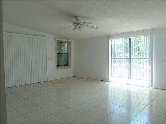 4th image of 9210 Maybury Ct