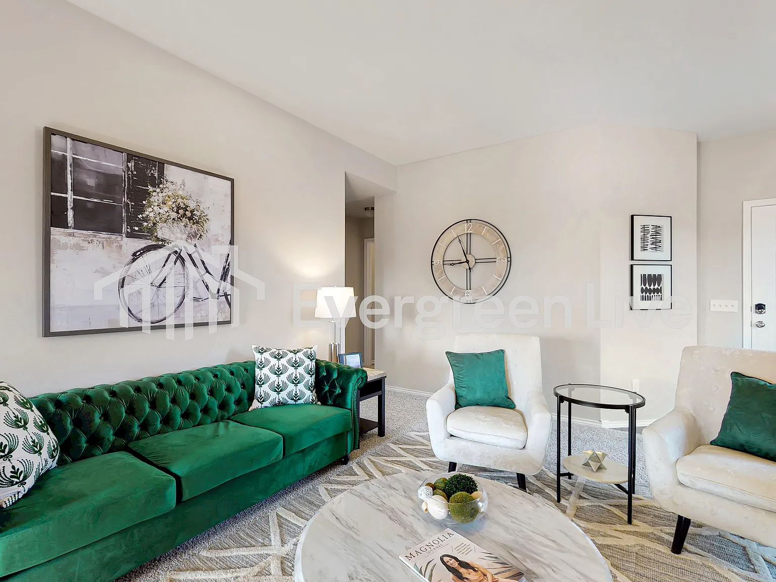 3 bed, 2.0 bath, 1301 sqft, $1,260 — Photo 2