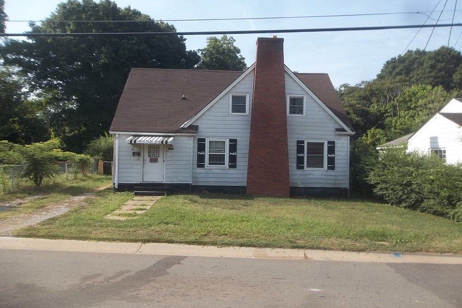 1st image of 2317 Celia Ave