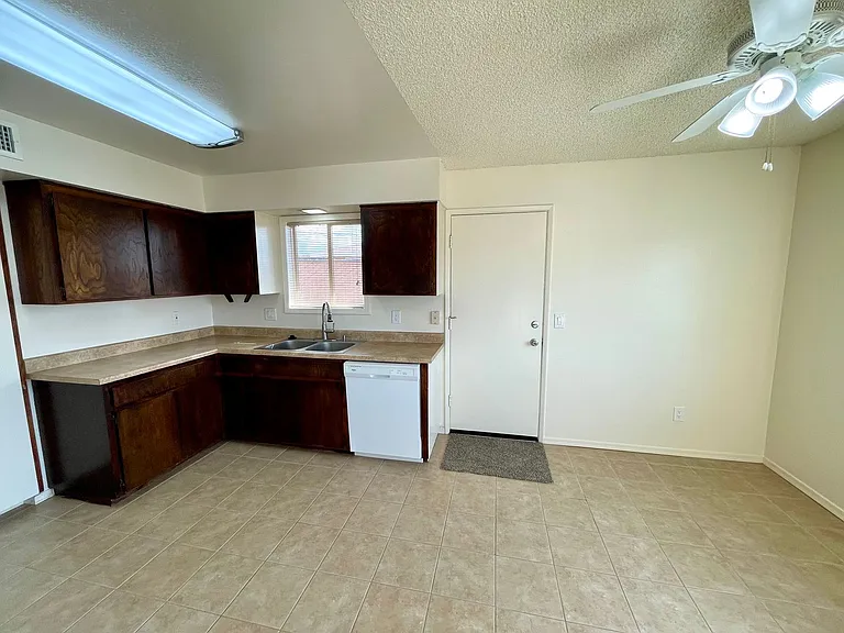 2988 Cisco Dr S — Photo 12