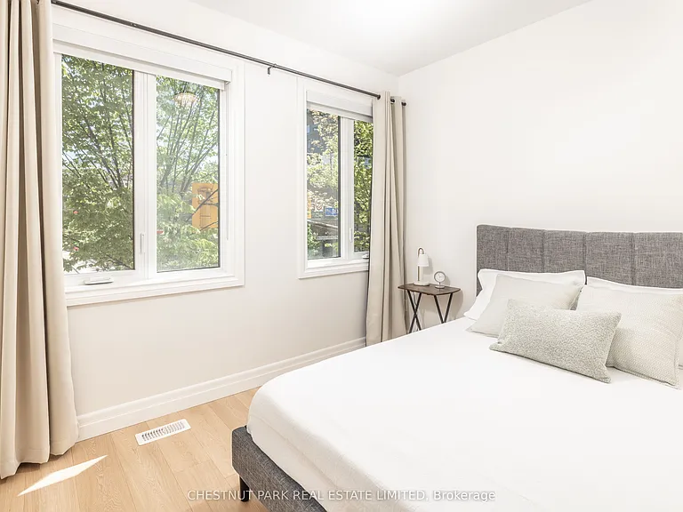 500 Richmond St W #101 — Photo 21