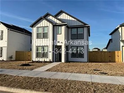 4808 Planetree St Photo 1