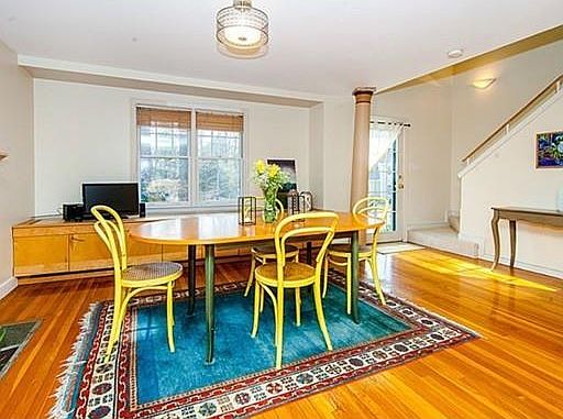4th image of 5 Kingsbury Dr
