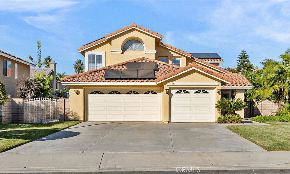 1st image of 2857 Longhorn St