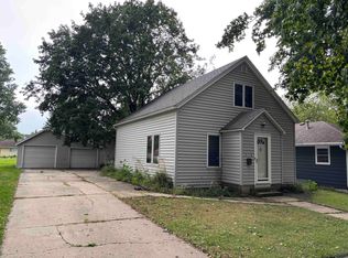 218 2nd St NW, Orange City, IA 51041
