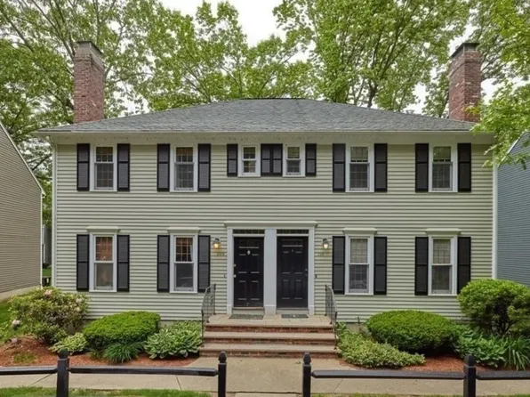 710 Wellman Ave, North Chelmsford, MA