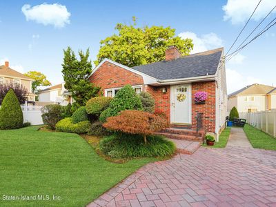 915 Carlton Blvd, Staten Island, NY, 10312