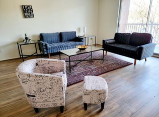 46 Township Line Rd, Elkins Park, PA 19027
