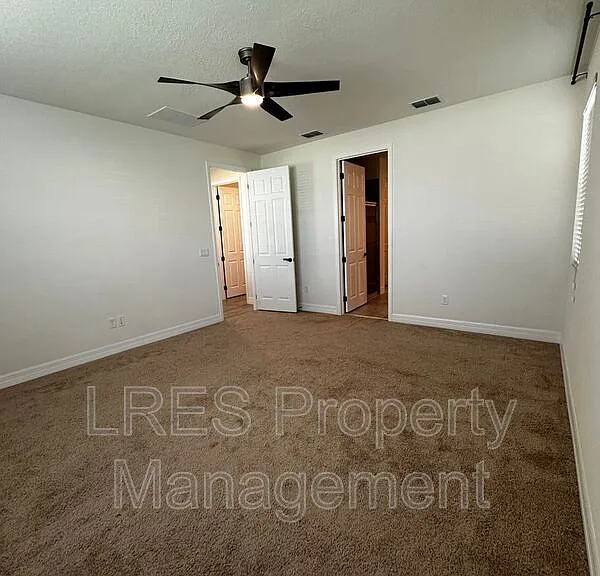 9220 Sea Pine Ave — Photo 21