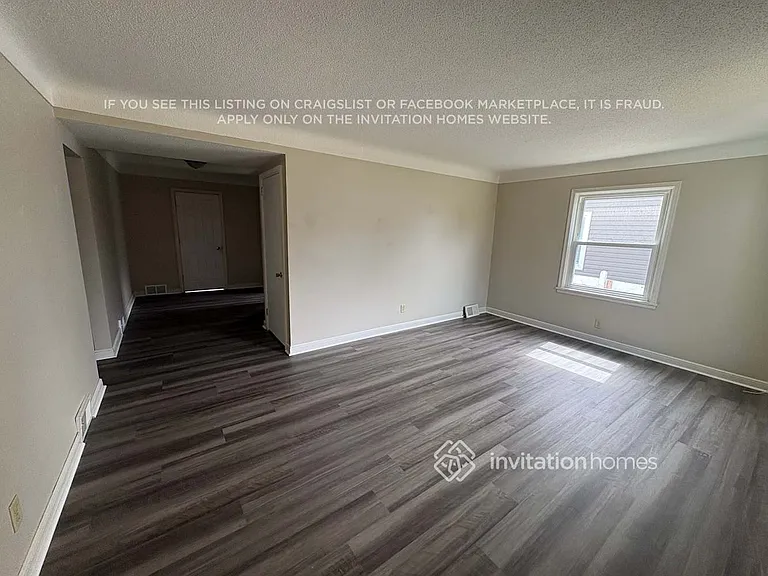 4524 Zenith Ave N — Photo 11