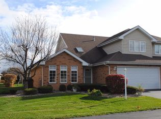 945-C Easy St, Crown Point, IN 46307