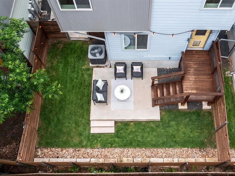 801 N Bluff Dr #28 — Photo 32