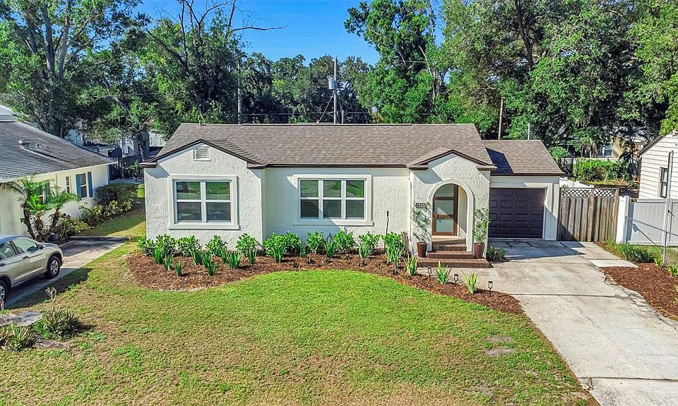 1st image of 908 W CANDLEWOOD AVENUE