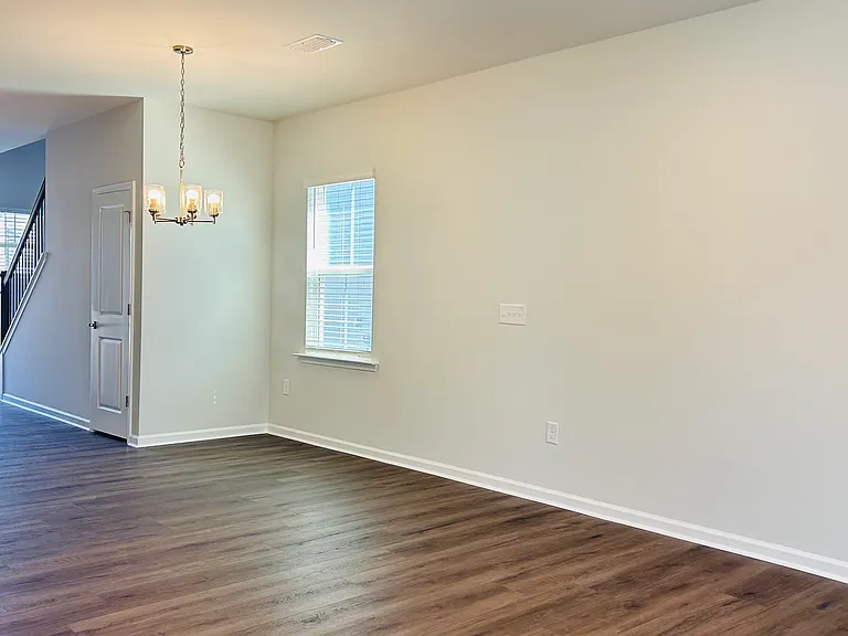 624 Ben Ledi Ct — Photo 5