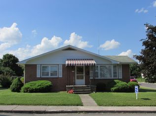 210 Highland Ave, Petersburg, WV