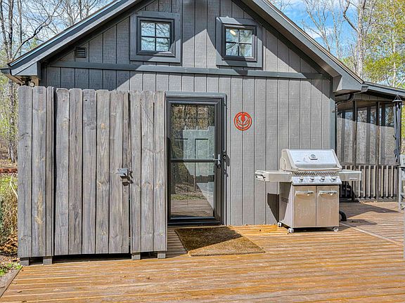 2nd image of 681-693 Edisto Lake Rd