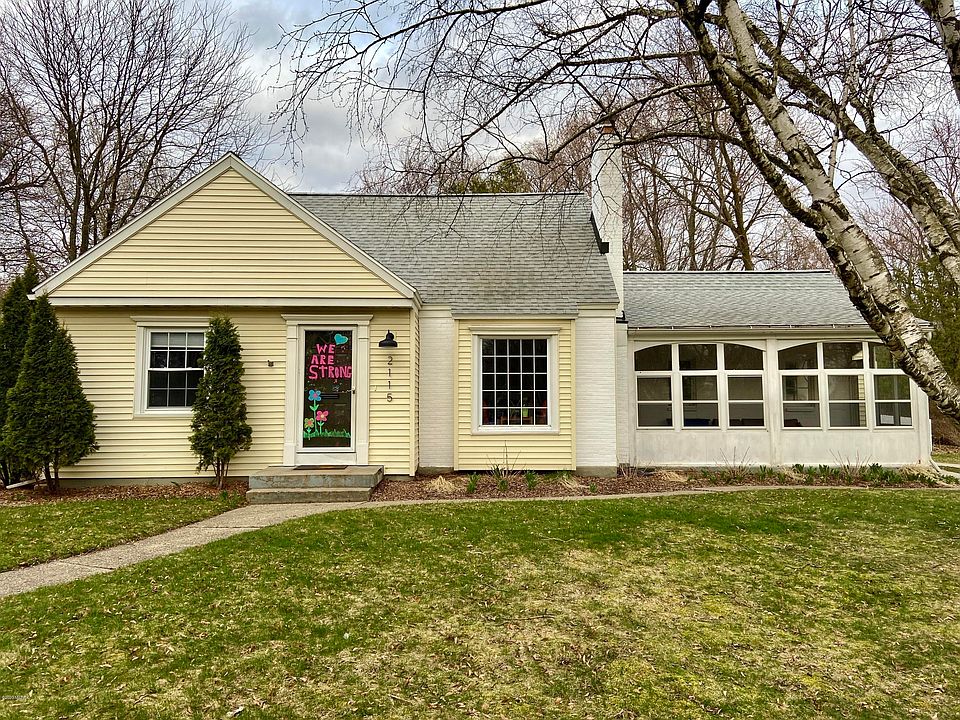 1st image of 2115 Tenway Dr SE