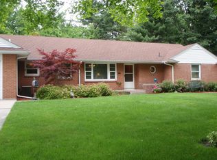 1224 Holyrood St, Midland, MI 48640